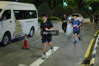 Runner Photo 4237280