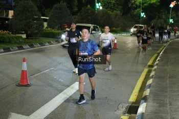 Runner Photo 4237286