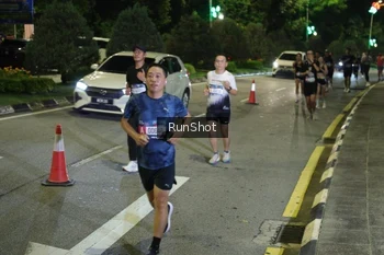 Runner Photo 4237292