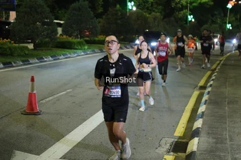 Runner Photo 4237304