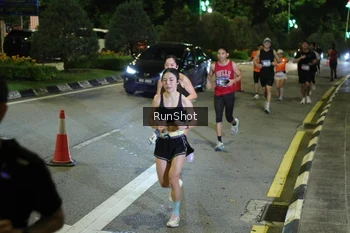 Runner Photo 4237310