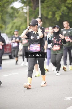 Runner Photo 4237324
