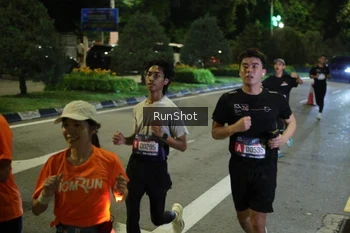 Runner Photo 4237347