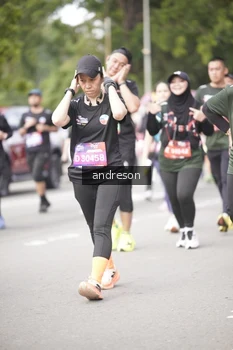 Runner Photo 4237349