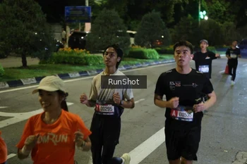Runner Photo 4237356