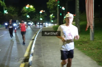 Runner Photo 4237359