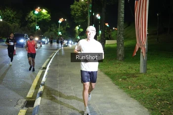Runner Photo 4237361