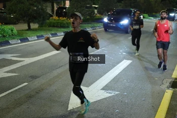 Runner Photo 4237370
