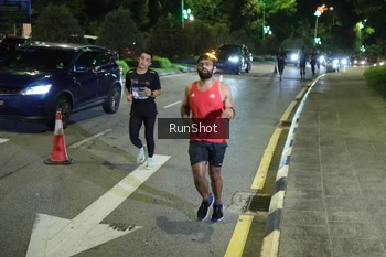 Runner Photo 4237372