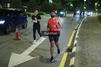 Runner Photo 4237374
