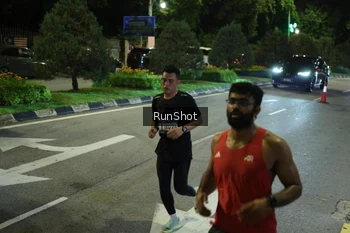 Runner Photo 4237380
