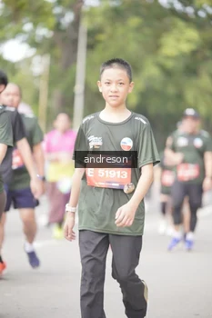 Runner Photo 4237399