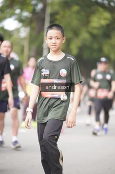 Runner Photo 4237405