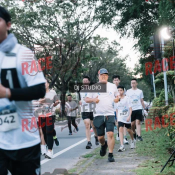 Runner Photo 423742