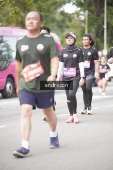 Runner Photo 4237424