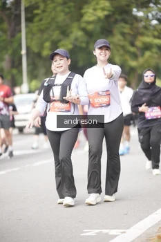 Runner Photo 4237456