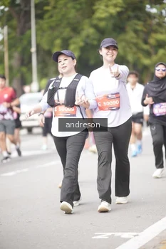 Runner Photo 4237460
