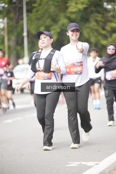 Runner Photo 4237467
