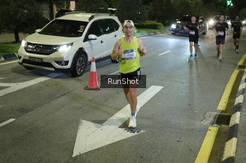 Runner Photo 4237470