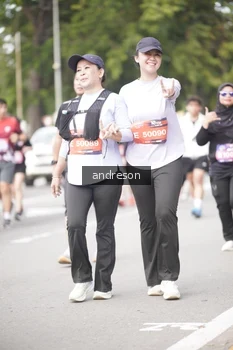 Runner Photo 4237471