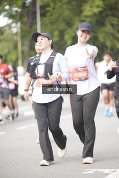 Runner Photo 4237485