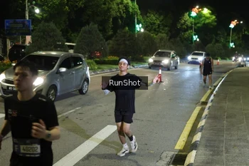 Runner Photo 4237490