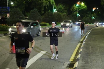 Runner Photo 4237495