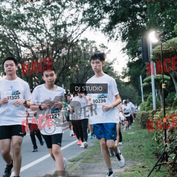 Runner Photo 423750