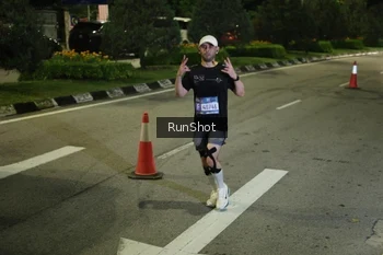 Runner Photo 4237507