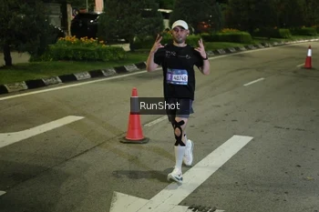 Runner Photo 4237513