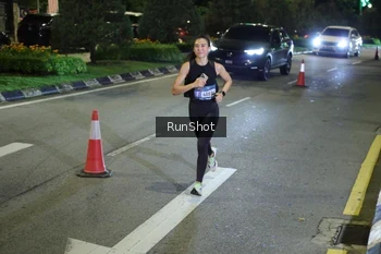 Runner Photo 4237526