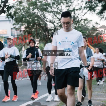 Runner Photo 423754