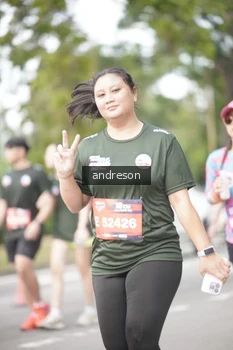 Runner Photo 4237546