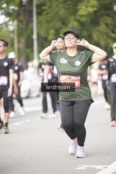 Runner Photo 4237554