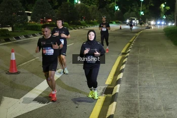 Runner Photo 4237582