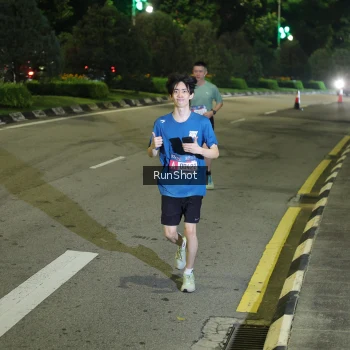 Runner Photo 4237598