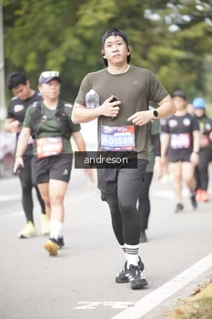 Runner Photo 4237599