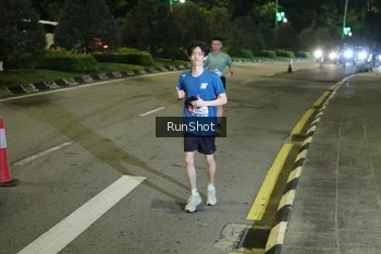 Runner Photo 4237601