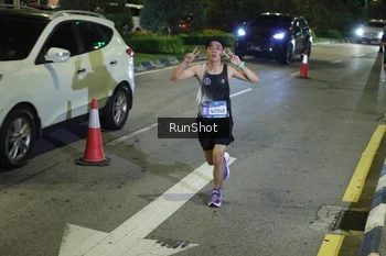 Runner Photo 4237609