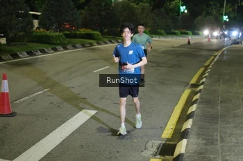 Runner Photo 4237610