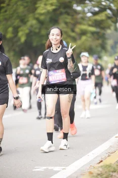Runner Photo 4237612