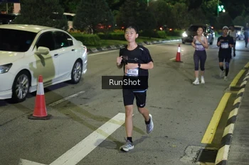 Runner Photo 4237631
