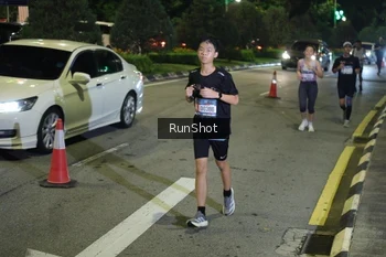 Runner Photo 4237635