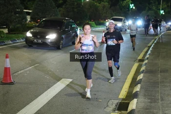 Runner Photo 4237646