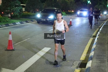 Runner Photo 4237656