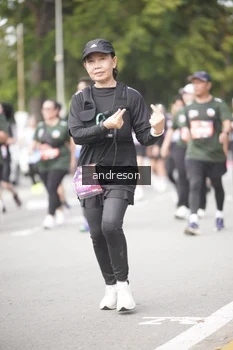 Runner Photo 4237657