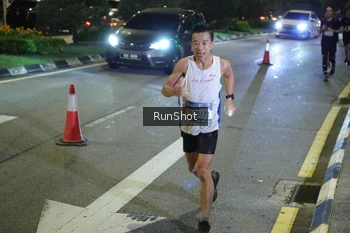 Runner Photo 4237668