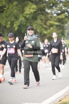 Runner Photo 4237672