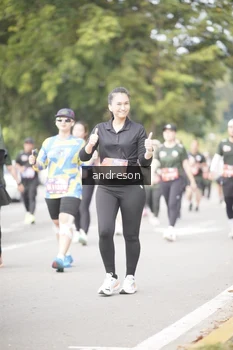 Runner Photo 4237674