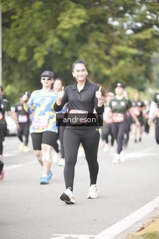 Runner Photo 4237680
